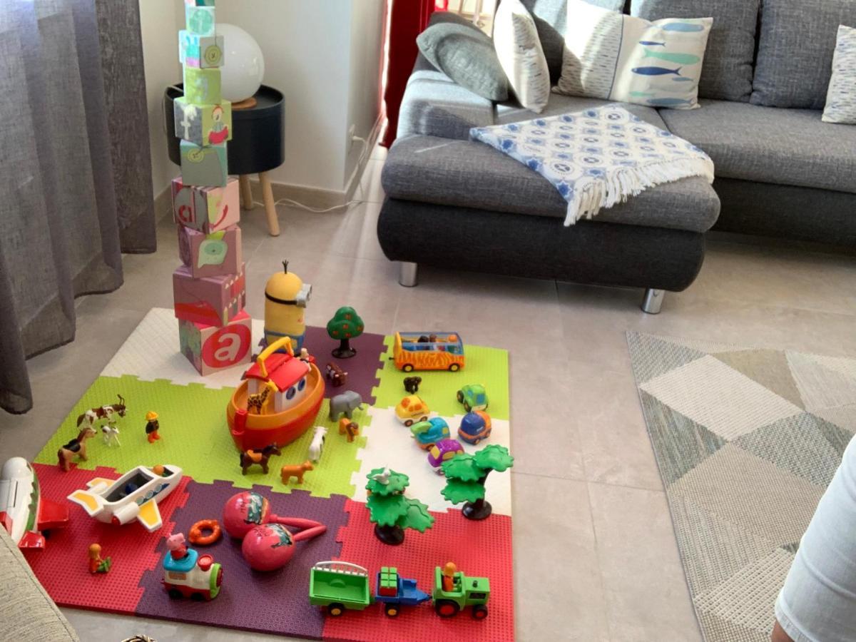 Cassis Village Options Parking And Baby 外观 照片